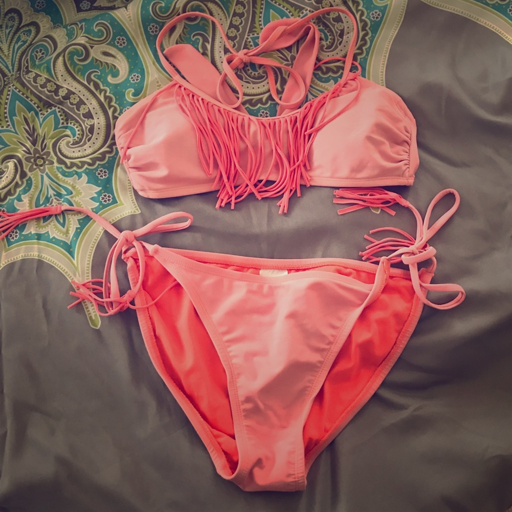 Halter/fringe Bikini